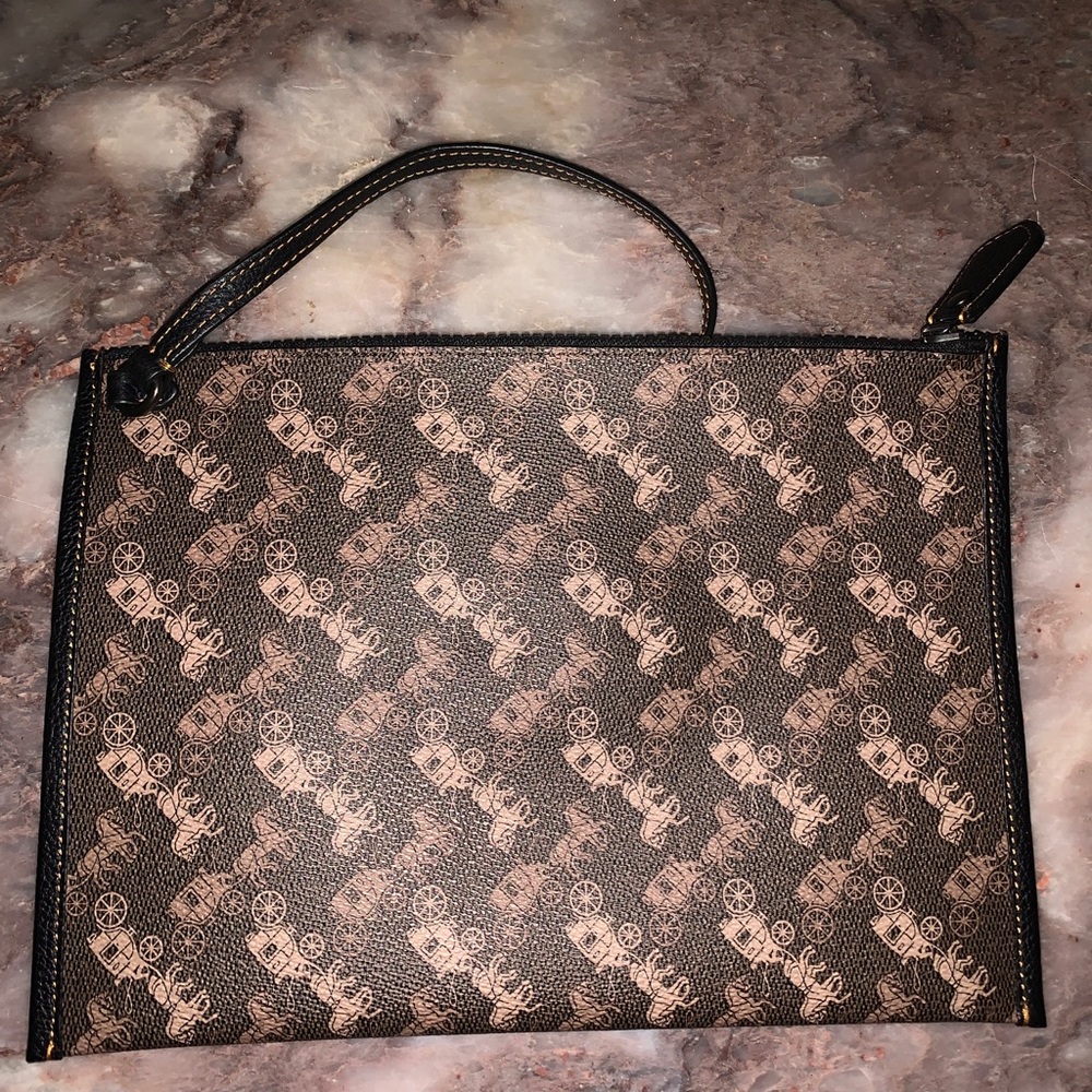 Coach pouch - Picture 2 of 5